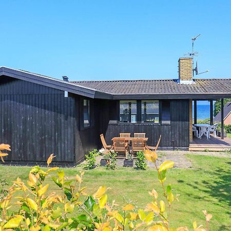 6 Person Holiday Home In Hesselager 外观 照片