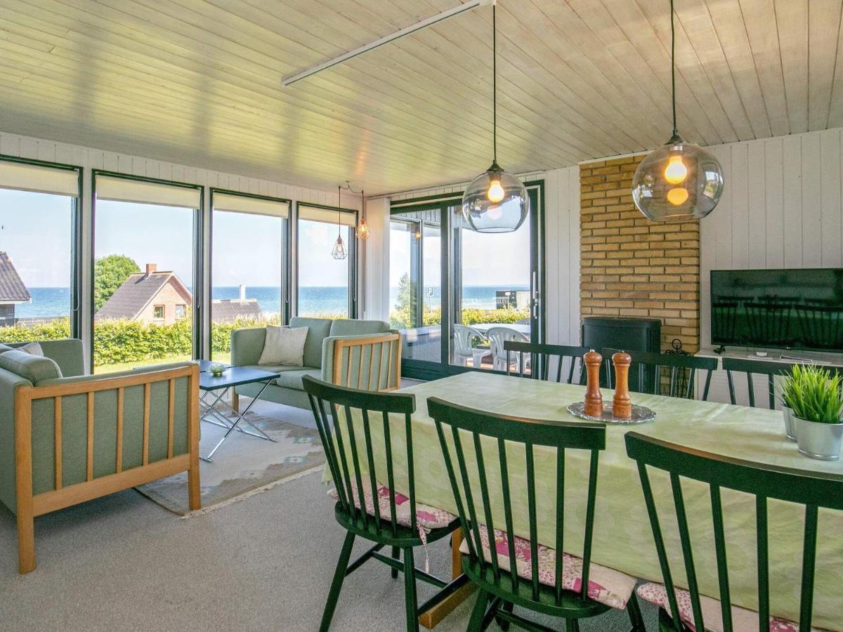 6 Person Holiday Home In Hesselager 客房 照片